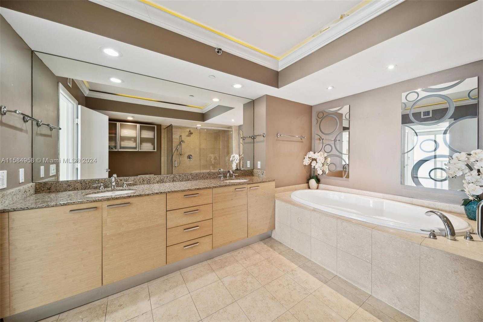 Small Image of 1830 SOUTH OCEAN DR #1701, Hallandale Beach Number 31