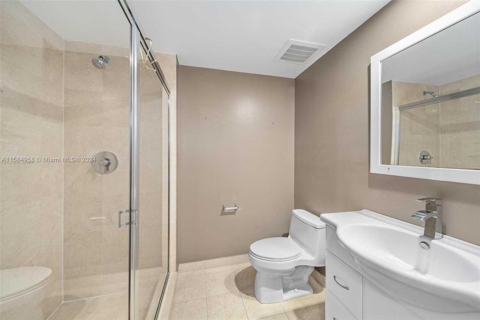 Small Image of 1830 SOUTH OCEAN DR #1701, Hallandale Beach Number 36