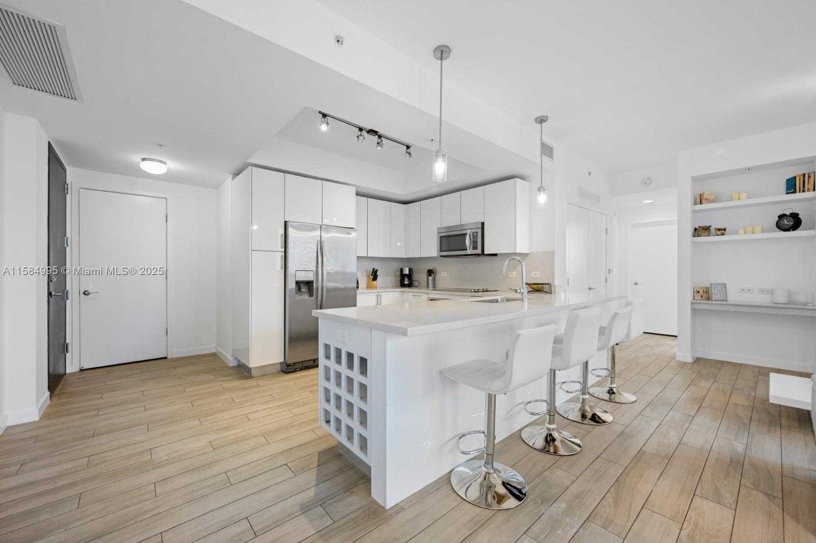 Small Image of 999 SOUTH WEST 1ST AVE #1514, Miami Number 10