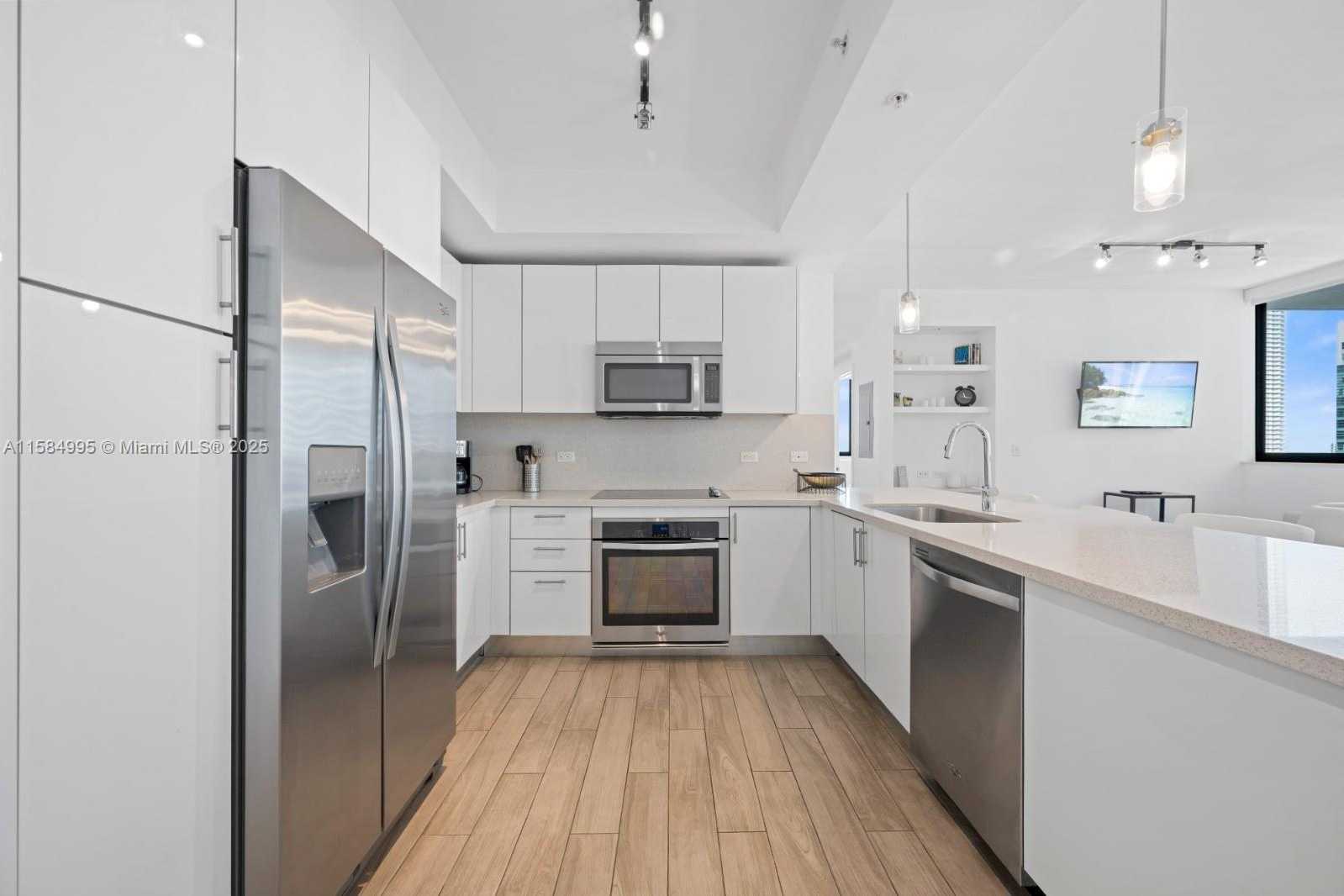Small Image of 999 SOUTH WEST 1ST AVE #1514, Miami Number 11