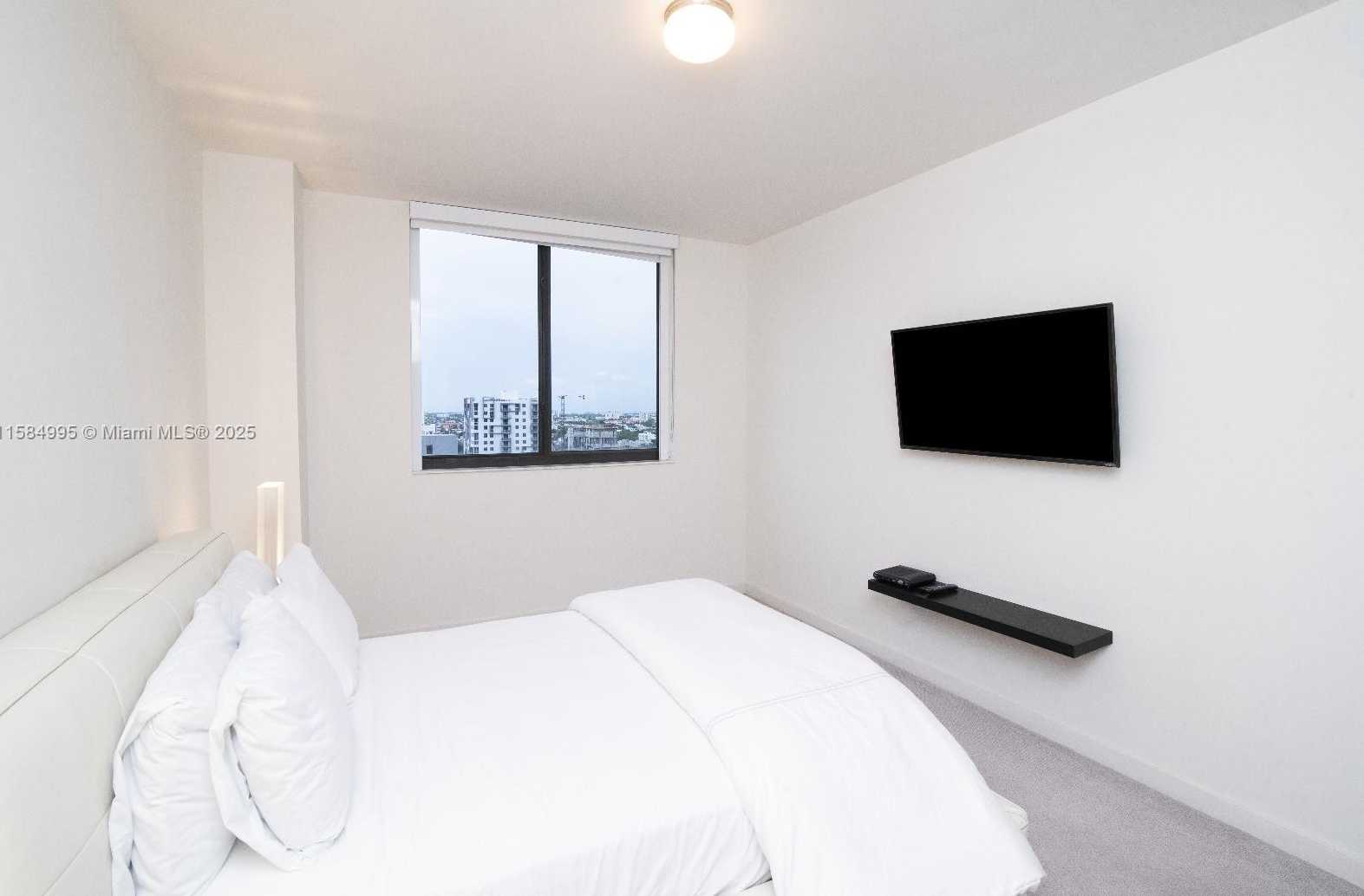 Small Image of 999 SOUTH WEST 1ST AVE #1514, Miami Number 6