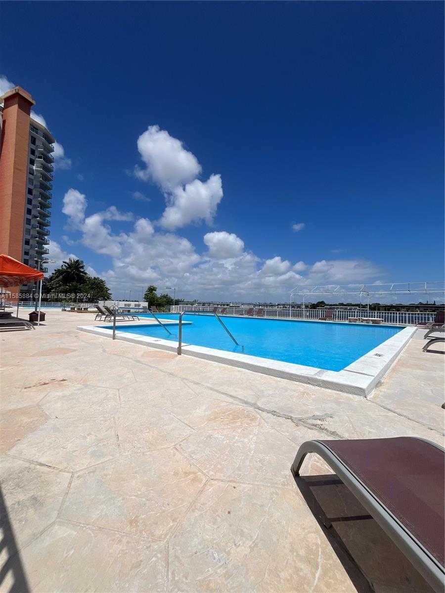 Small Image of 1351 NORTH EAST MIAMI GARDENS DR #1121E, Miami Number 13