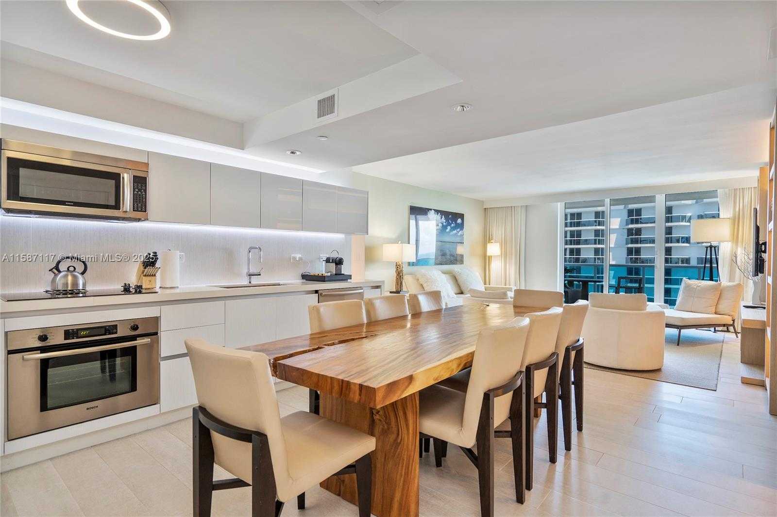 Small Image of 102 24TH ST #1413, Miami Beach Number 2