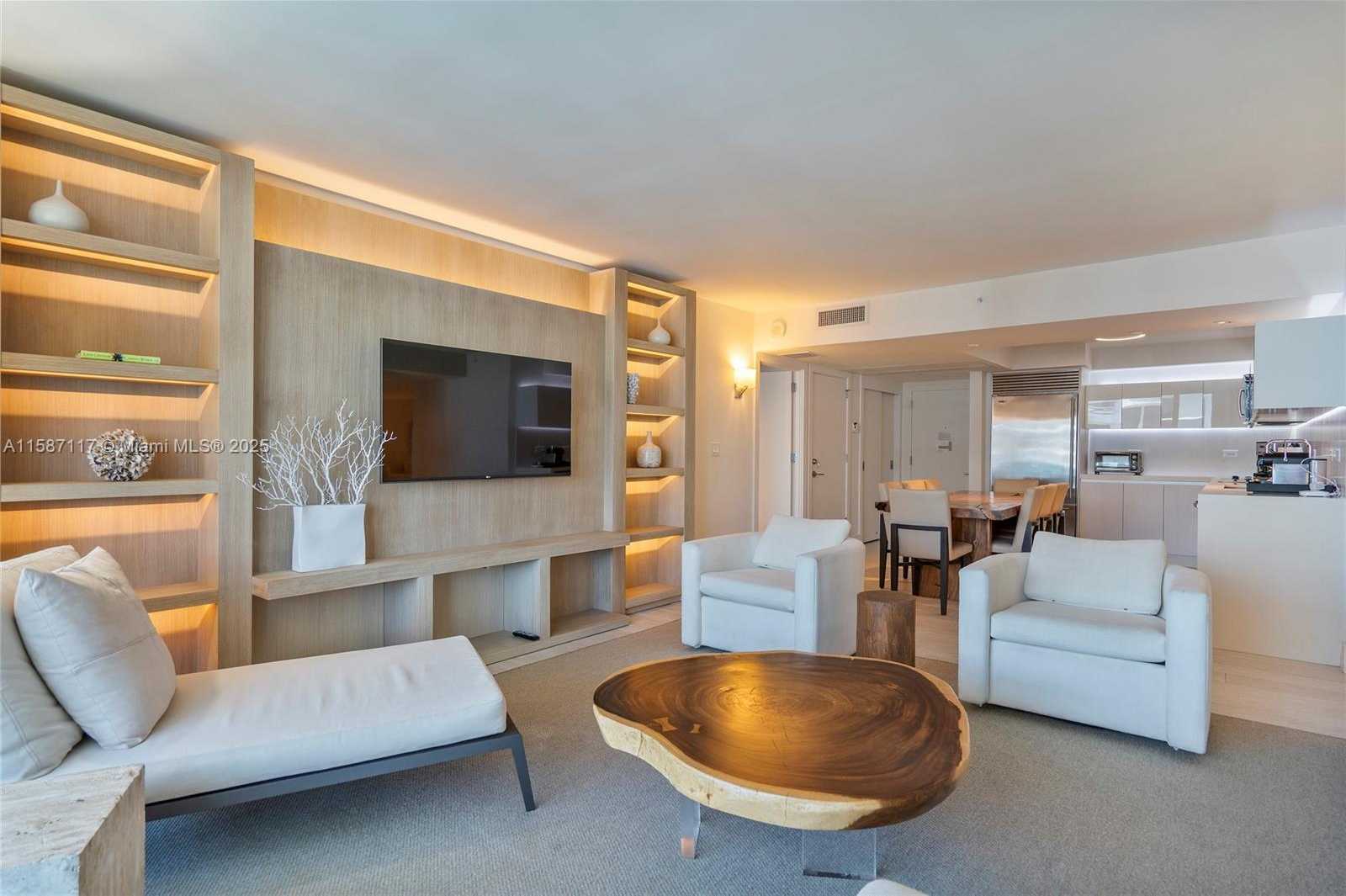 Small Image of 102 24TH ST #1413, Miami Beach Number 3
