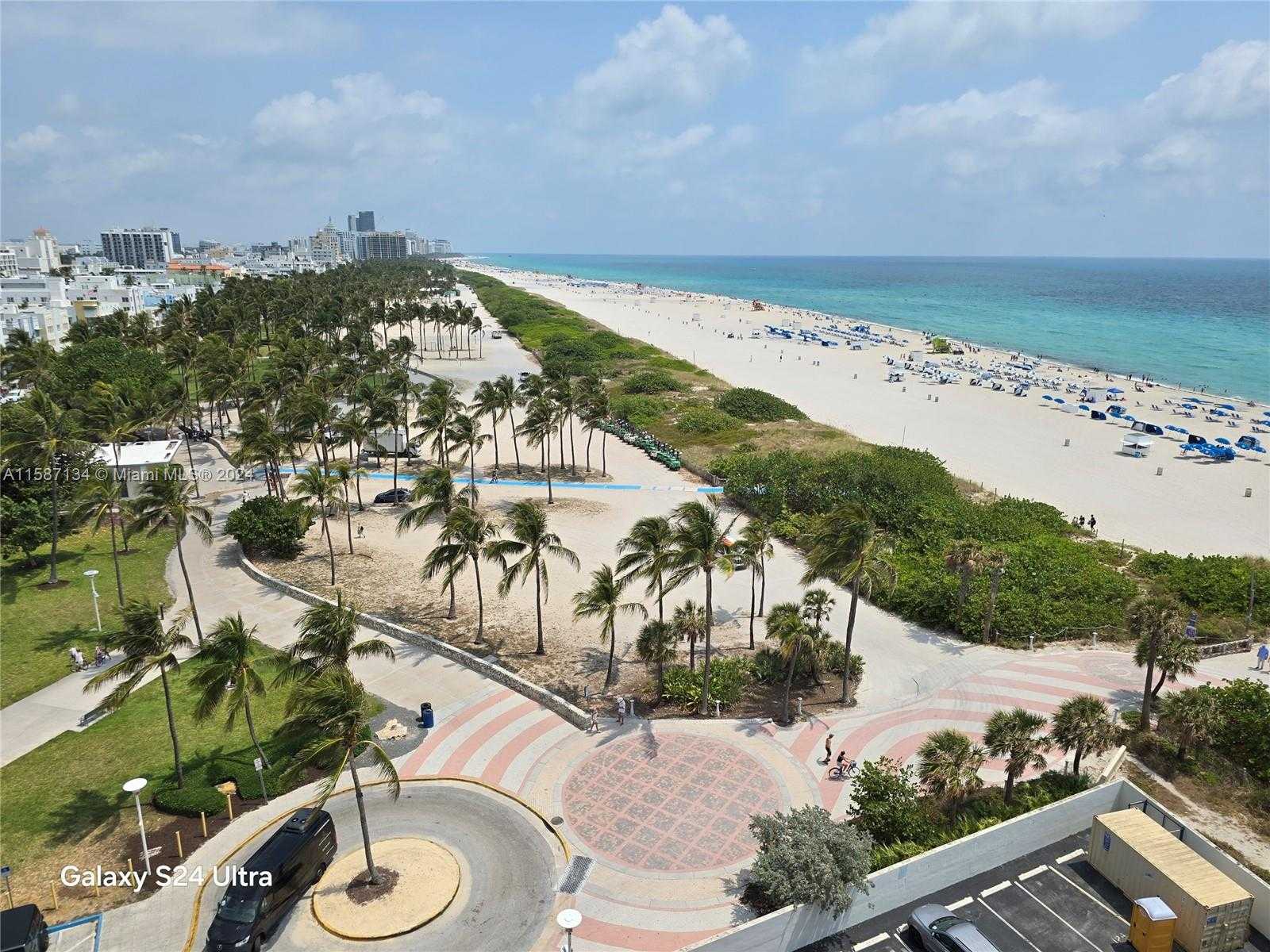 Small Image of 465 OCEAN DR #1119/1120, Miami Beach Number 4
