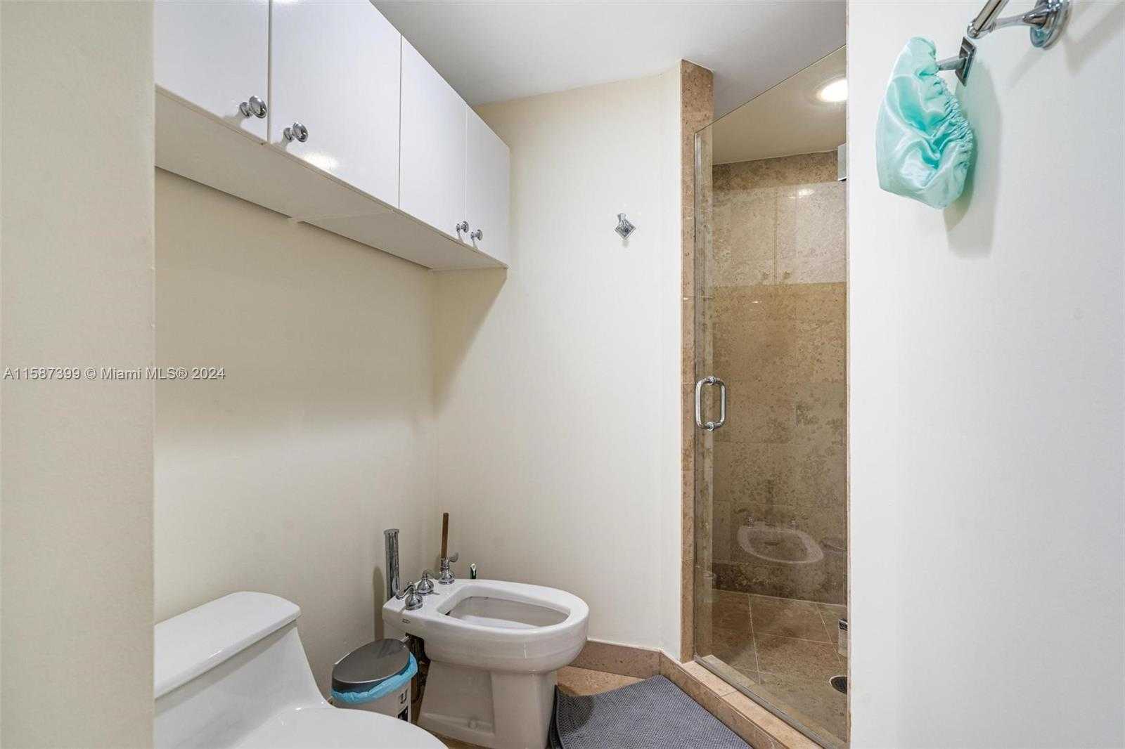 Small Image of 4779 COLLINS AVE #2305, Miami Beach Number 18