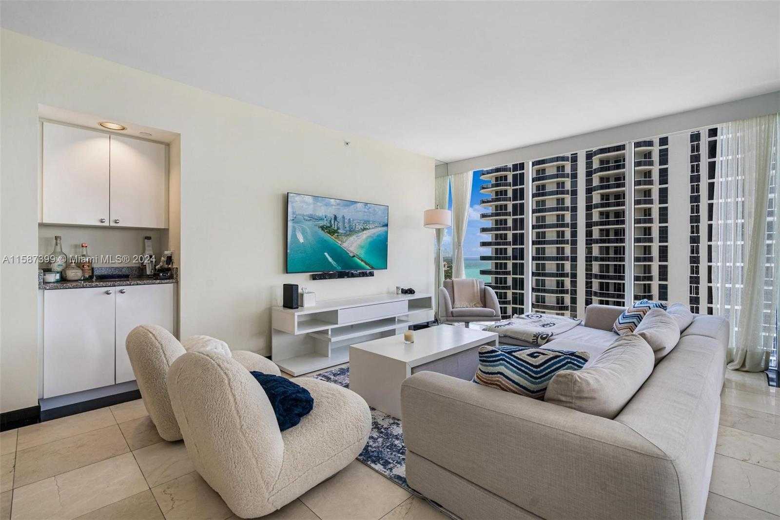 Small Image of 4779 COLLINS AVE #2305, Miami Beach Number 2