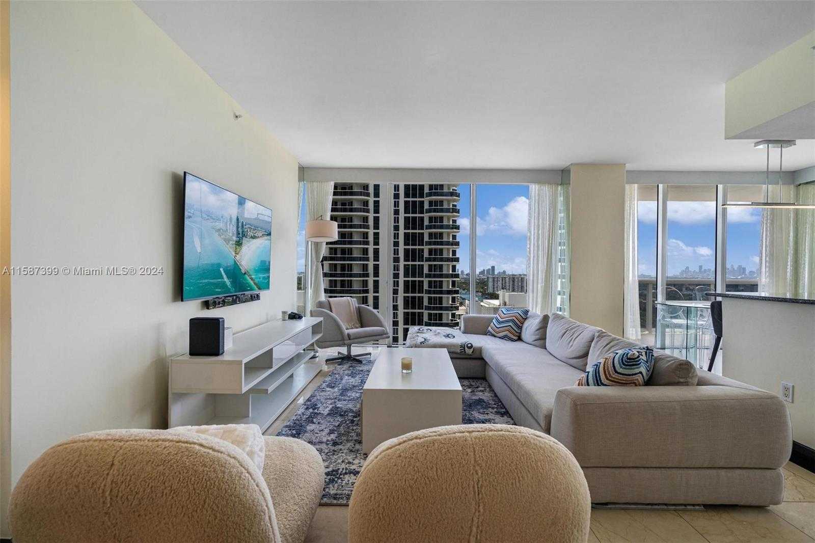 Small Image of 4779 COLLINS AVE #2305, Miami Beach Number 3