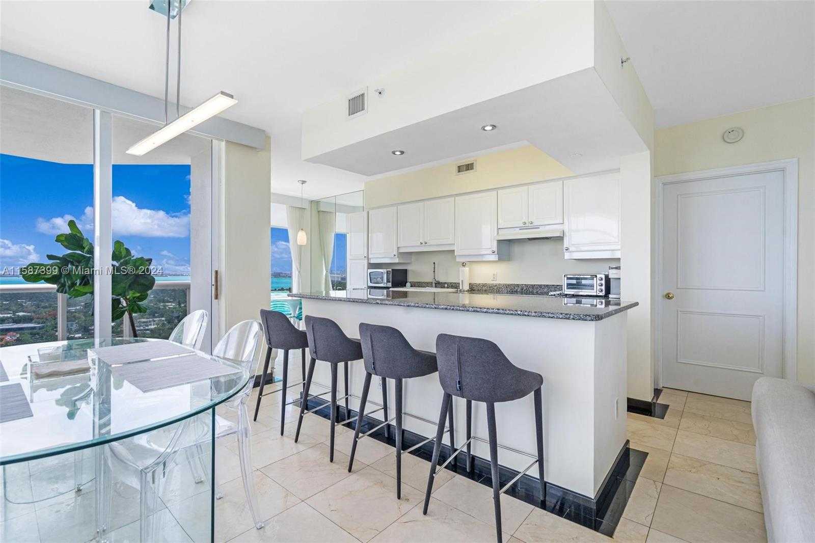 Small Image of 4779 COLLINS AVE #2305, Miami Beach Number 8