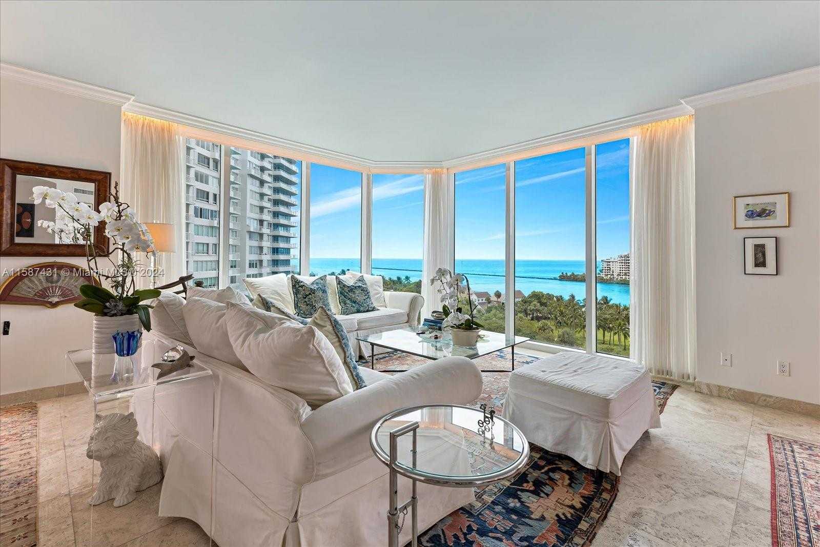 Small Image of 300 SOUTH POINTE DR #1001, Miami Beach Number 17