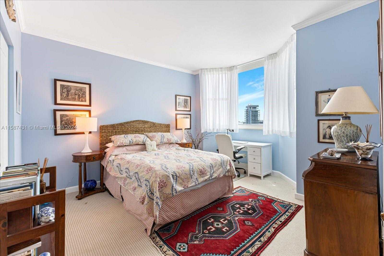 Small Image of 300 SOUTH POINTE DR #1001, Miami Beach Number 36