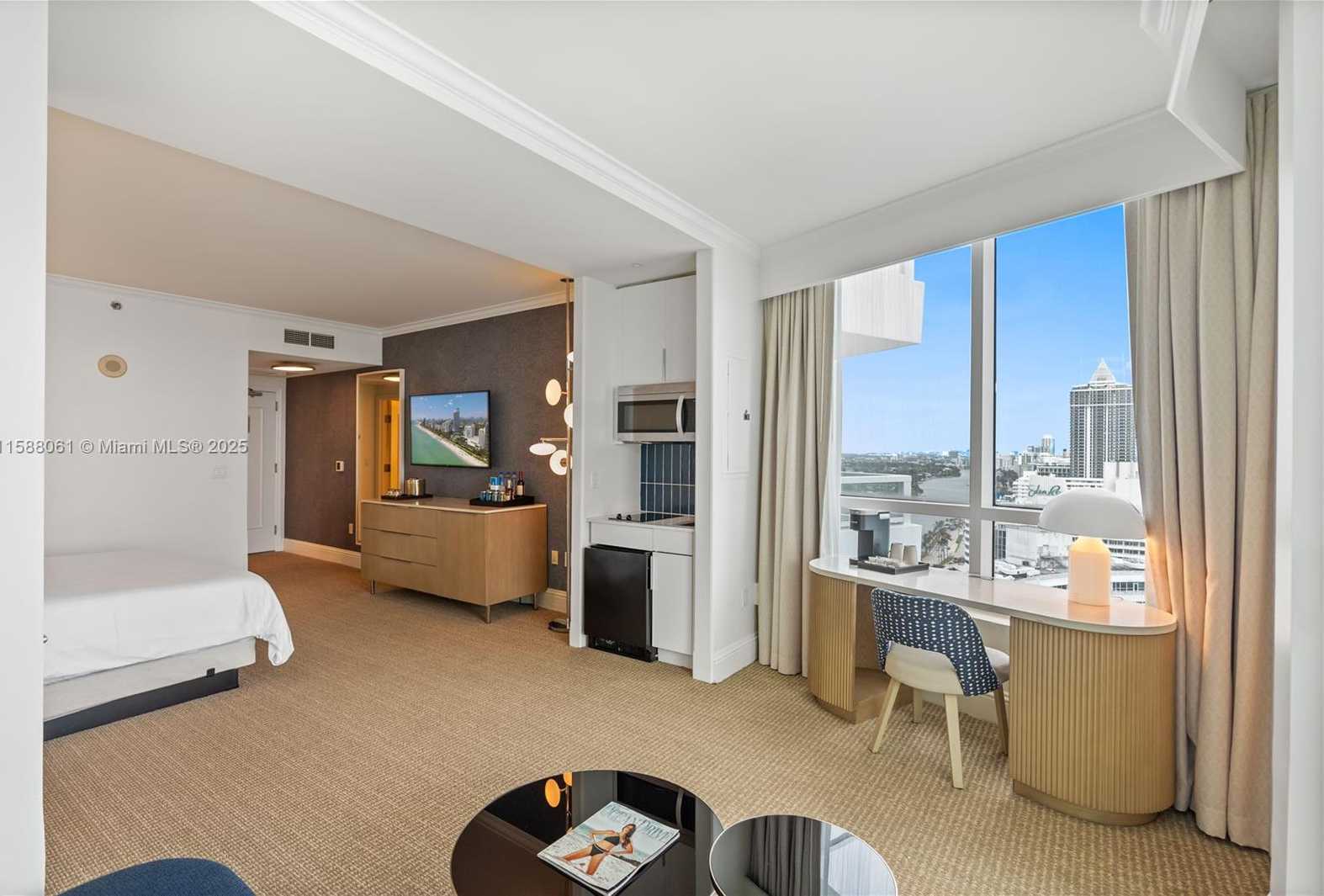 Small Image of 4401 COLLINS AVE #2501, Miami Beach Number 10