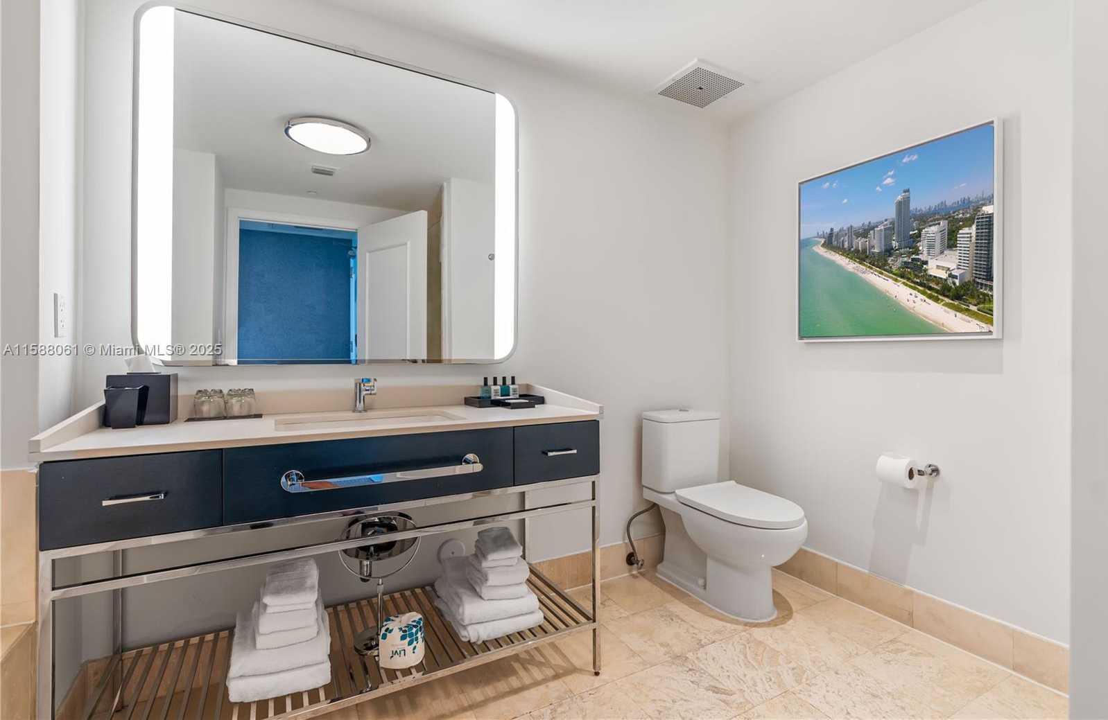 Small Image of 4401 COLLINS AVE #2501, Miami Beach Number 14