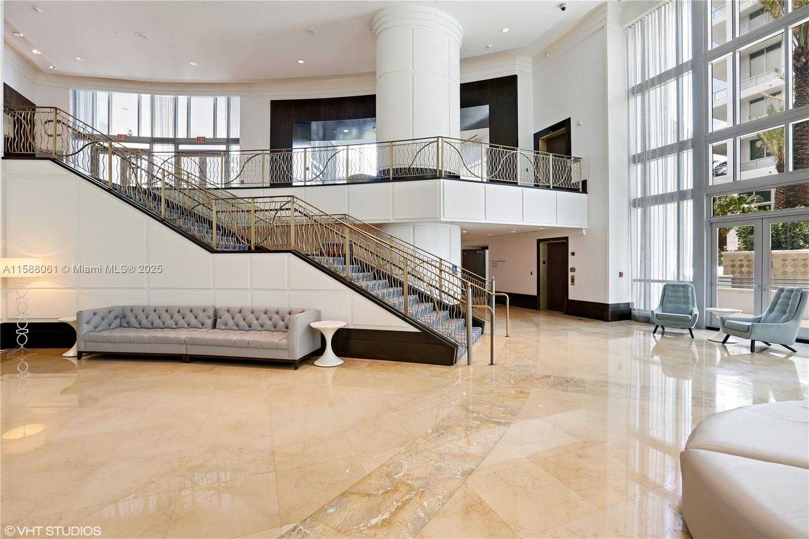 Small Image of 4401 COLLINS AVE #2501, Miami Beach Number 54