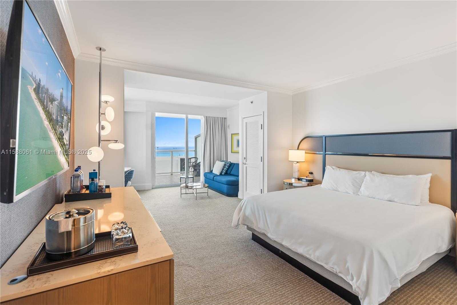 Small Image of 4401 COLLINS AVE #2501, Miami Beach Number 8