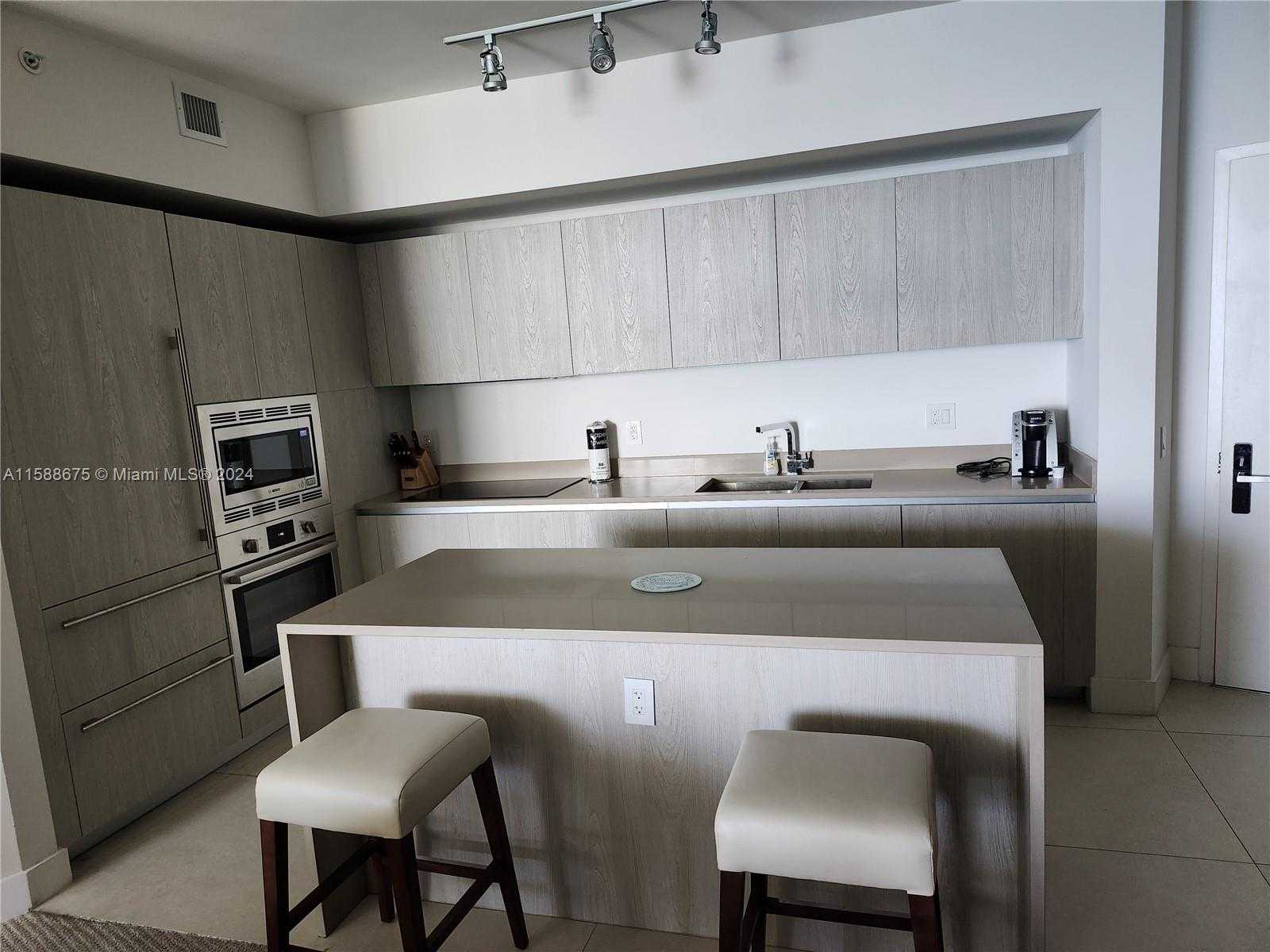 Small Image of 4111 SOUTH OCEAN DR #3610, Hollywood Number 3