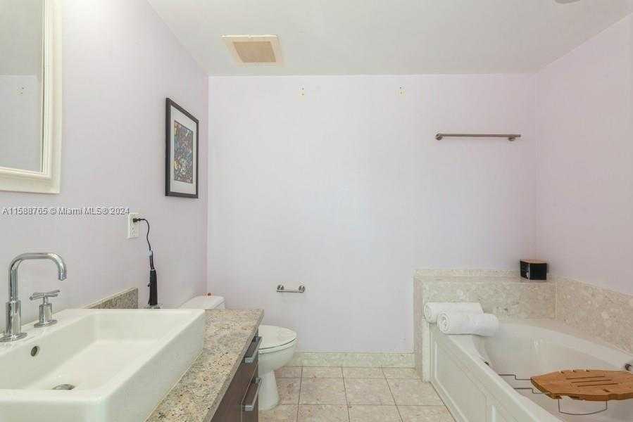 Small Image of 185 SOUTH WEST 7TH ST #703, Miami Number 10