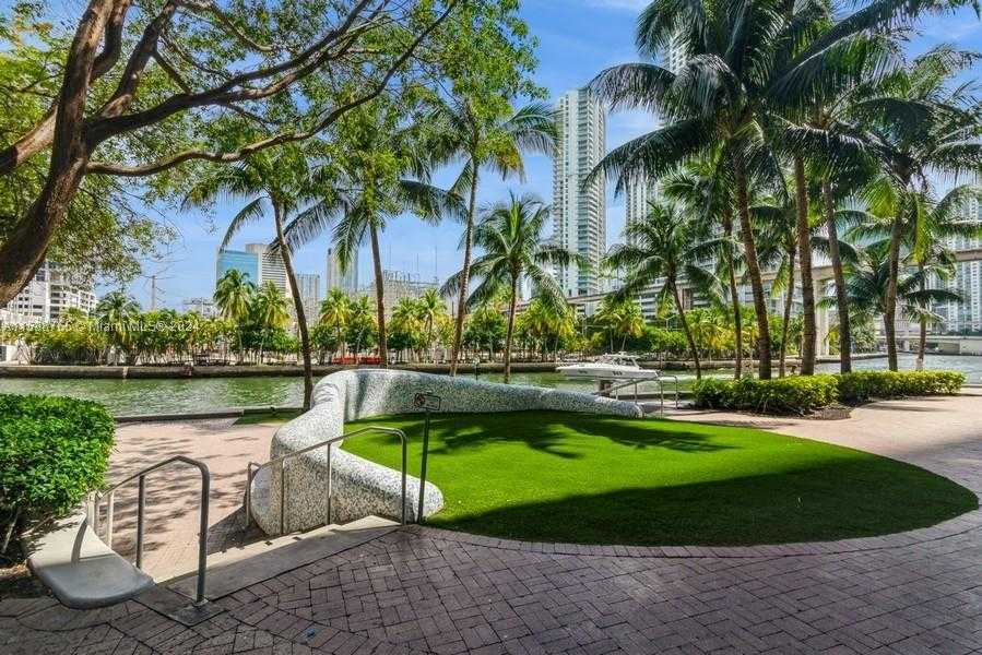 Small Image of 185 SOUTH WEST 7TH ST #703, Miami Number 14