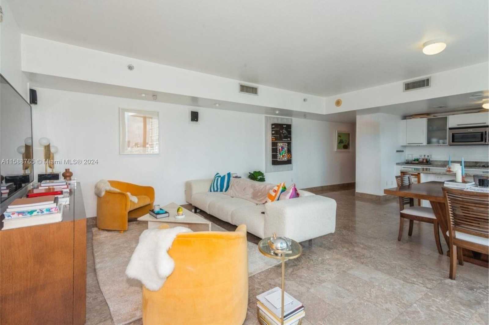 Small Image of 185 SOUTH WEST 7TH ST #703, Miami Number 3