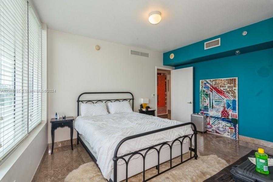 Small Image of 185 SOUTH WEST 7TH ST #703, Miami Number 5