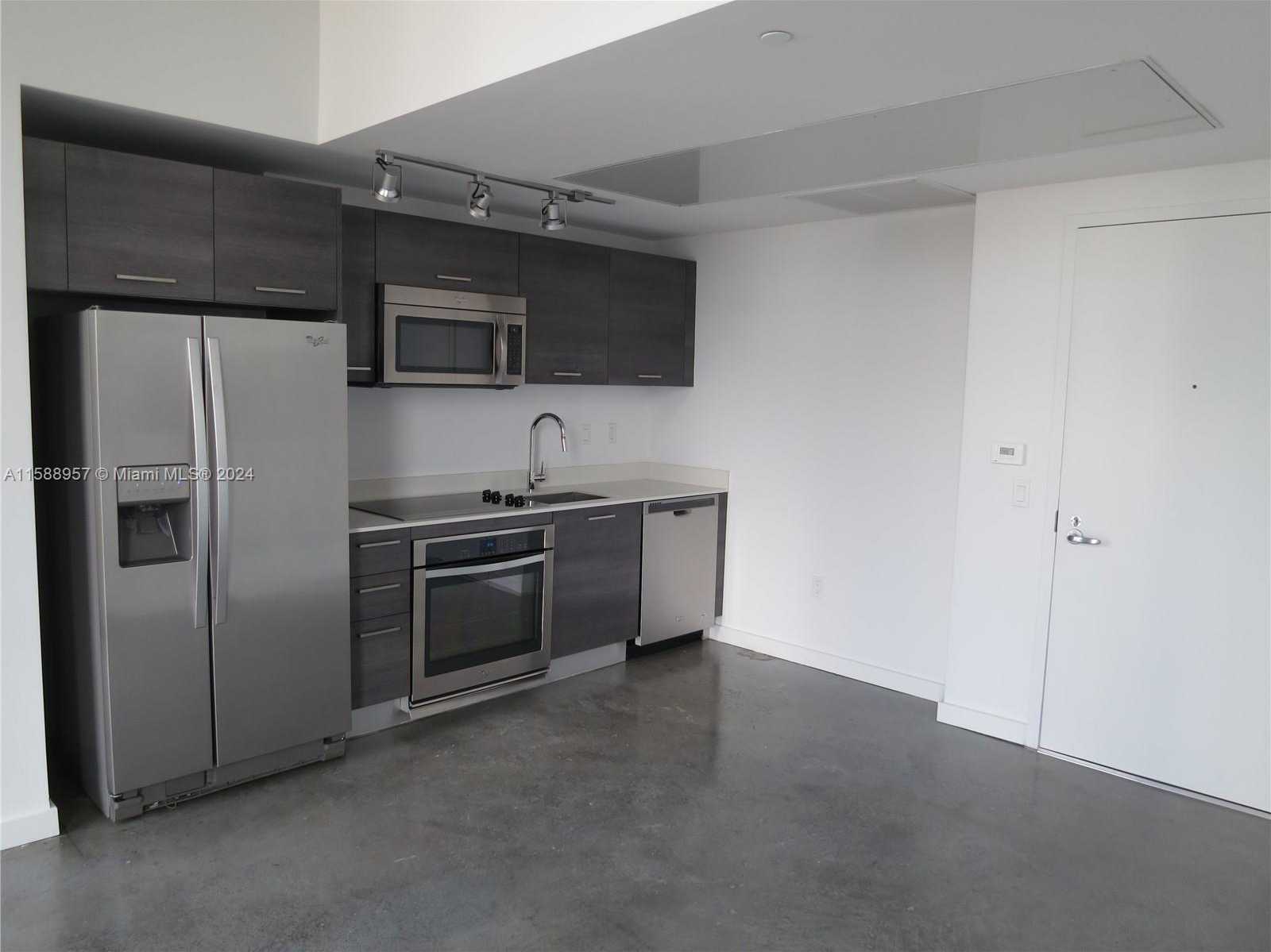Small Image of 151 SOUTH EAST 1 ST #1704, Miami Number 6