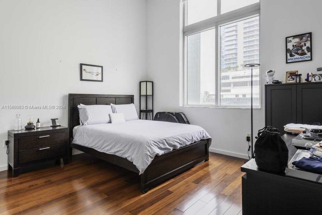 Small Image of 1060 BRICKELL AVE #1203, Miami Number 10