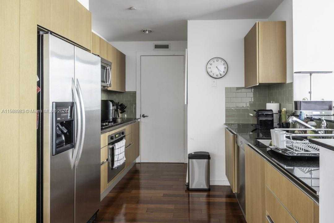 Small Image of 1060 BRICKELL AVE #1203, Miami Number 5