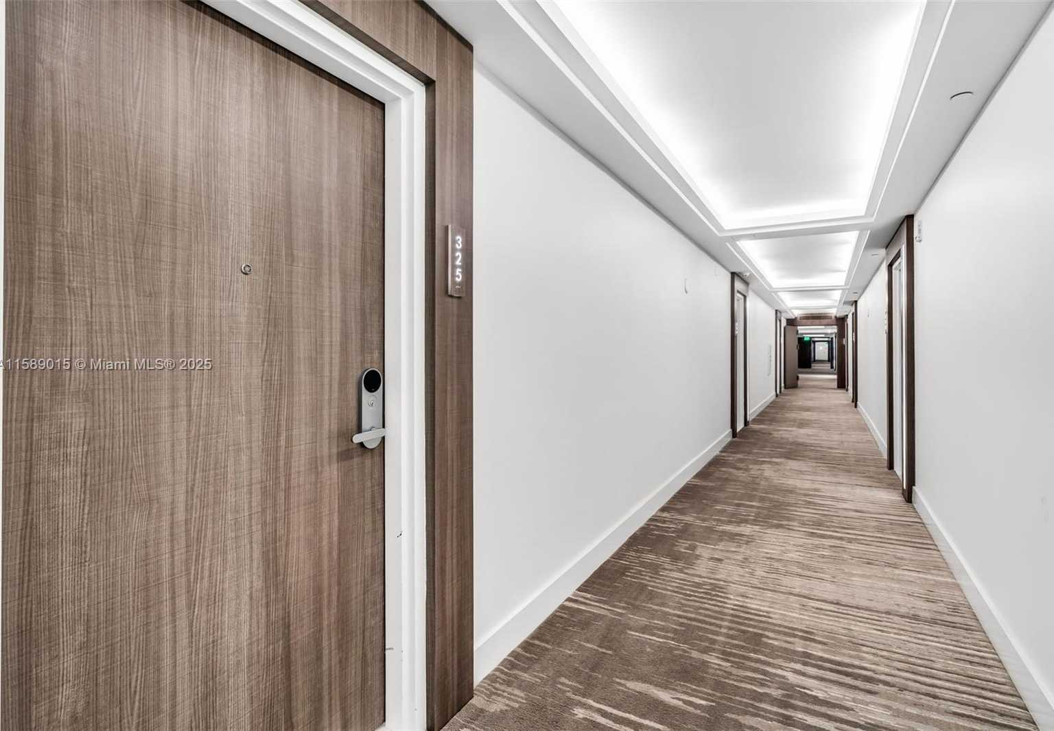 Small Image of 2301 Collins Ave, Miami Beach, FL 33139, USA Number 16