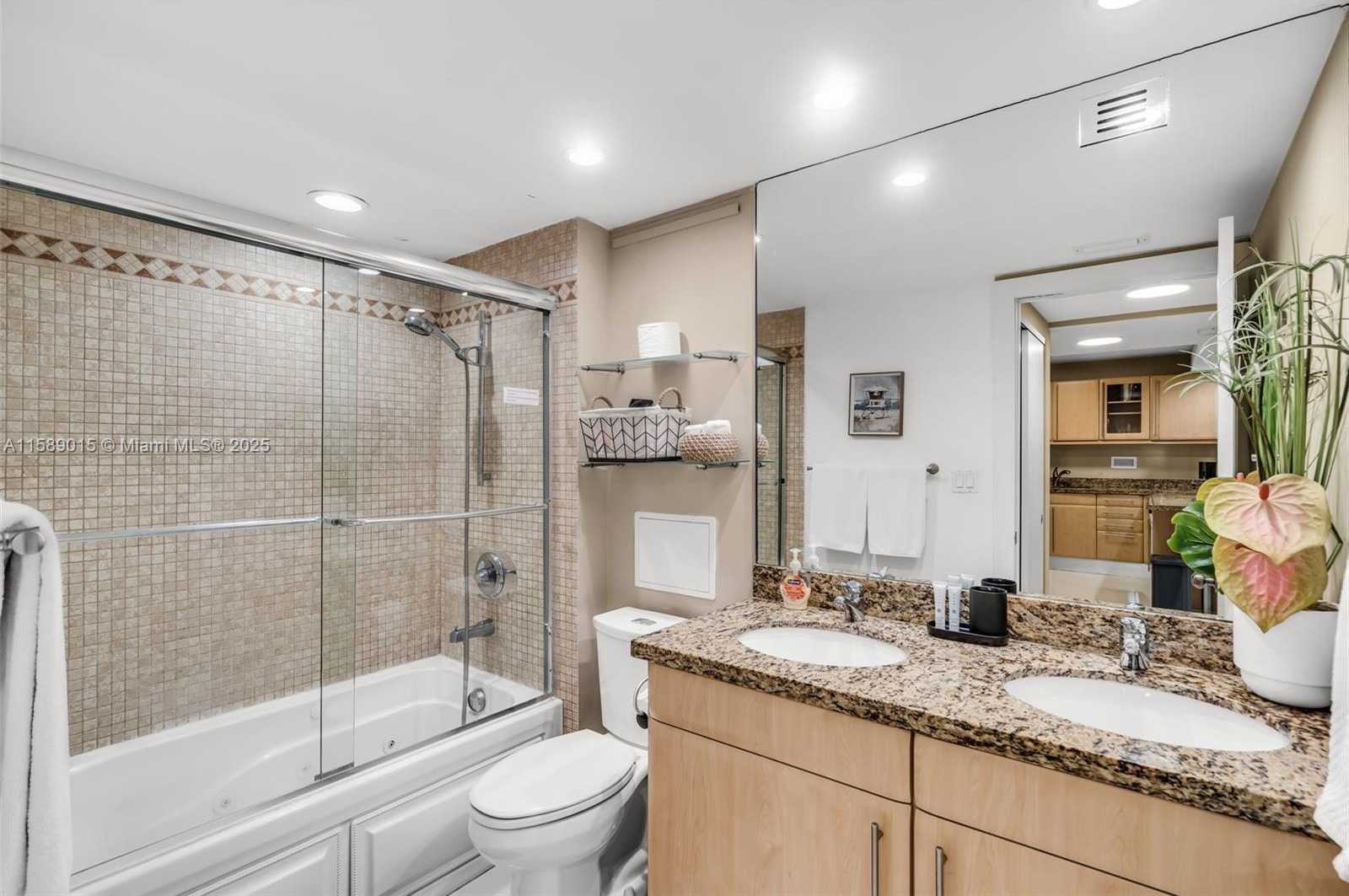 Small Image of 2301 Collins Ave, Miami Beach, FL 33139, USA Number 22