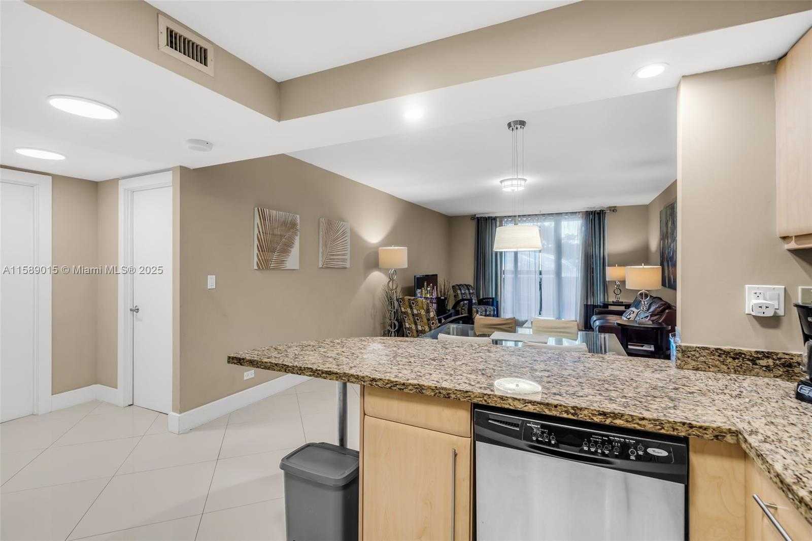 Small Image of 2301 Collins Ave, Miami Beach, FL 33139, USA Number 26