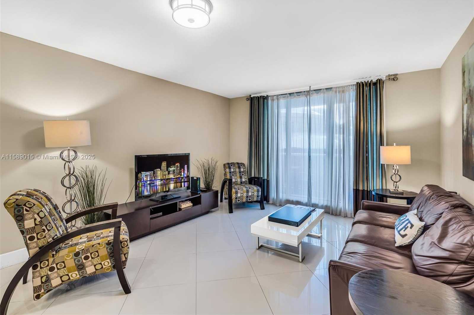 Small Image of 2301 Collins Ave, Miami Beach, FL 33139, USA Number 28