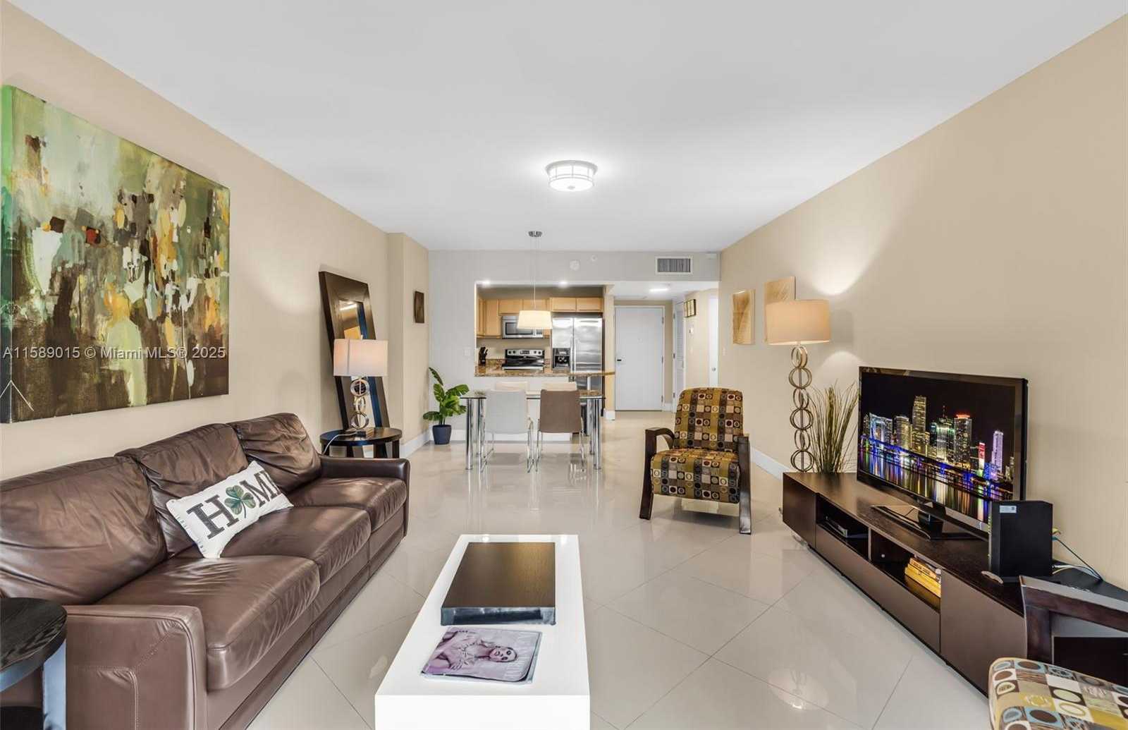 Small Image of 2301 Collins Ave, Miami Beach, FL 33139, USA Number 30