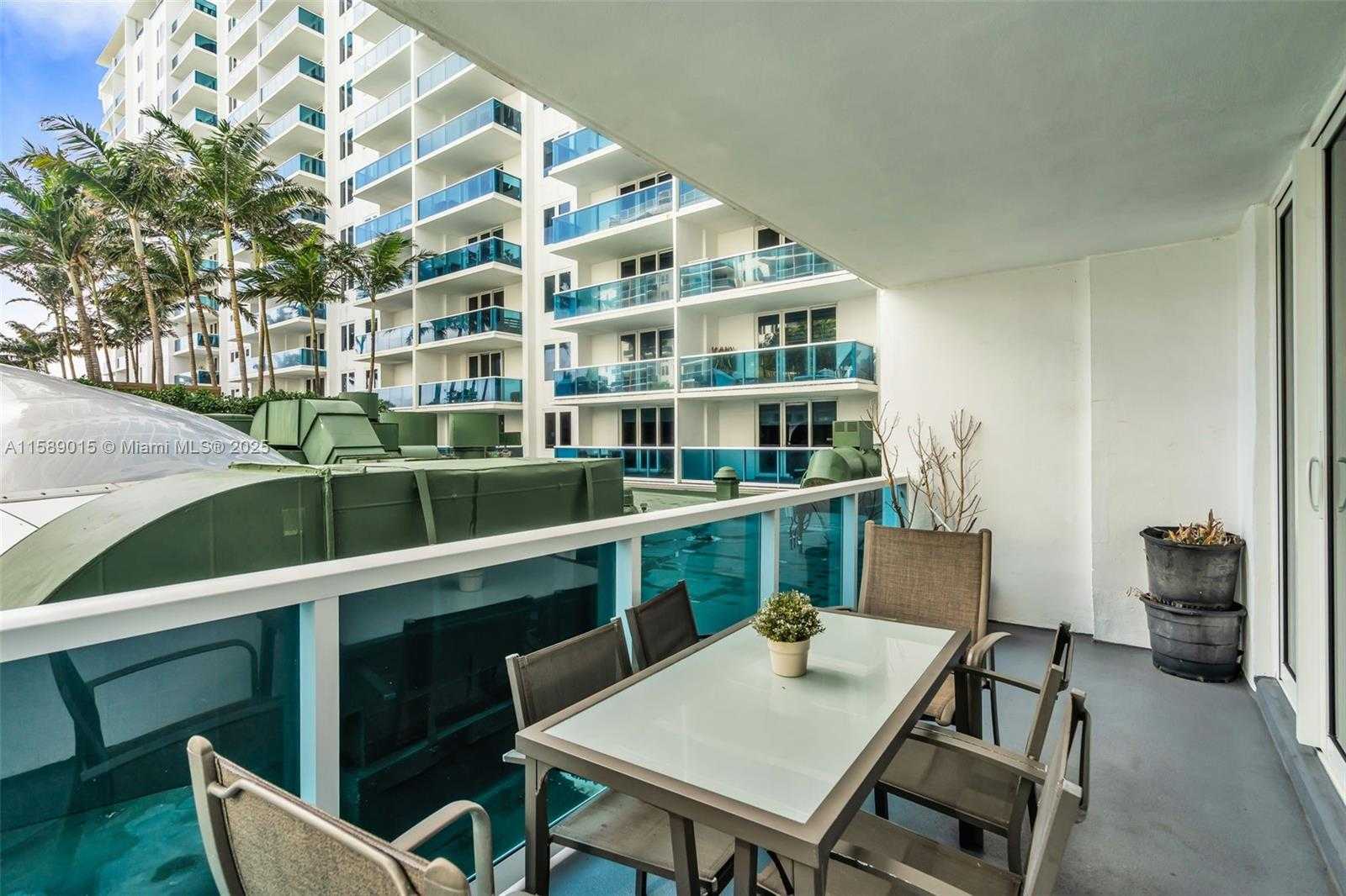 Small Image of 2301 Collins Ave, Miami Beach, FL 33139, USA Number 34