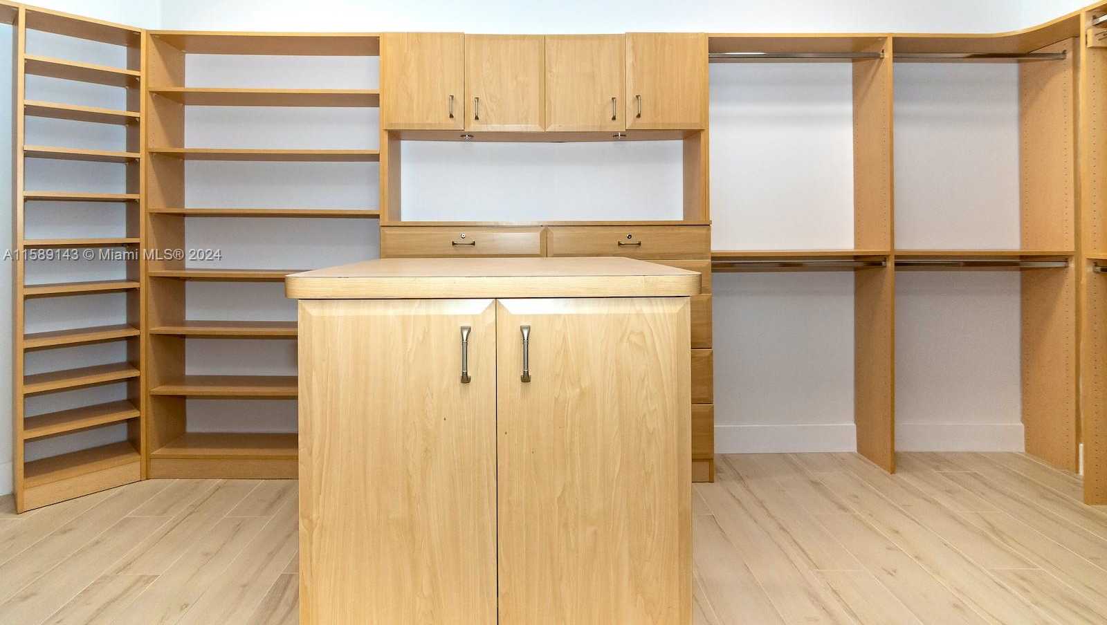 Small Image of 21050 NORTH EAST 38TH AVE #305, Aventura Number 37