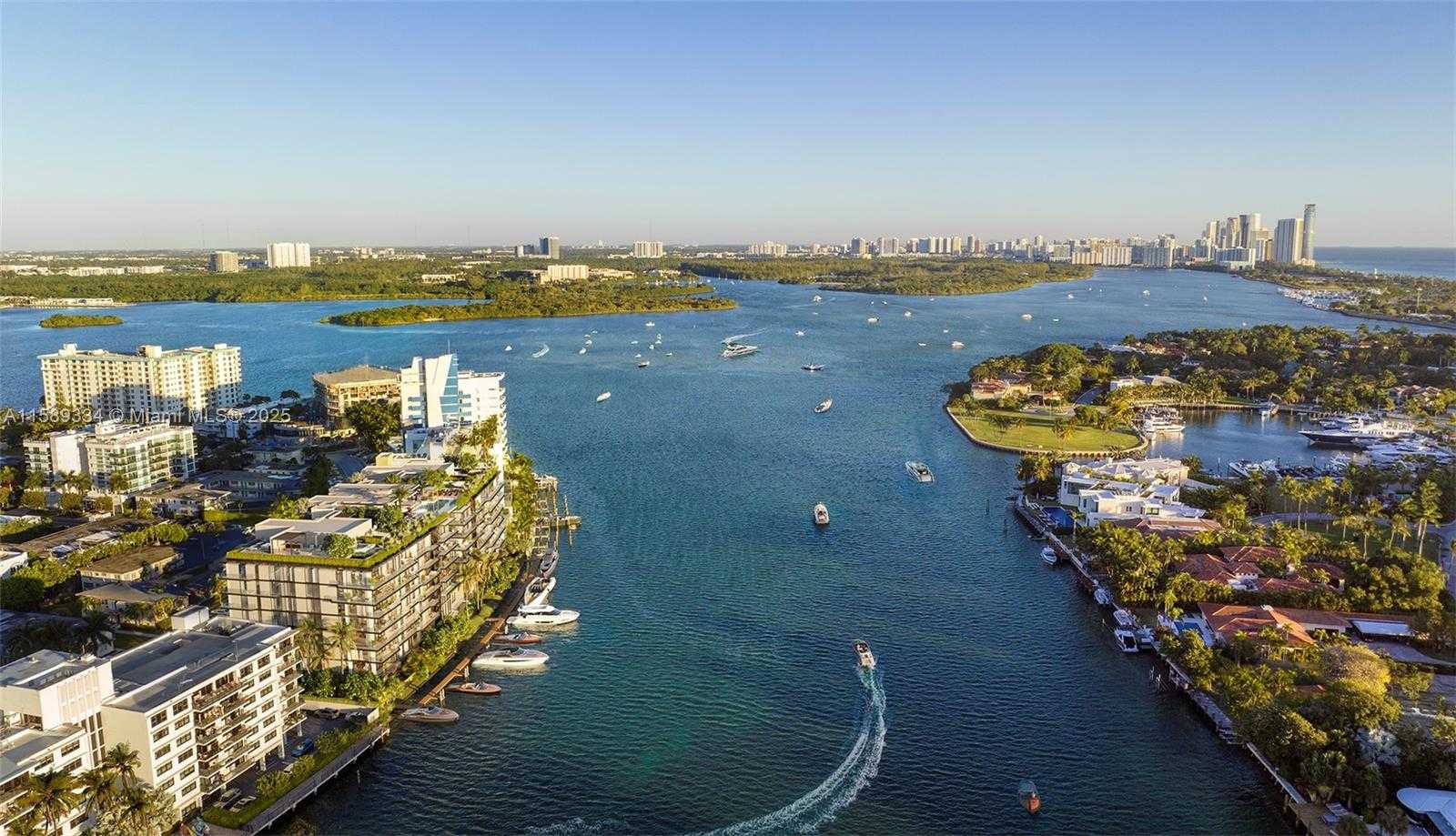 Small Image of 10090 BAY HARBOR TER #10090, Bay Harbor Islands Number 21