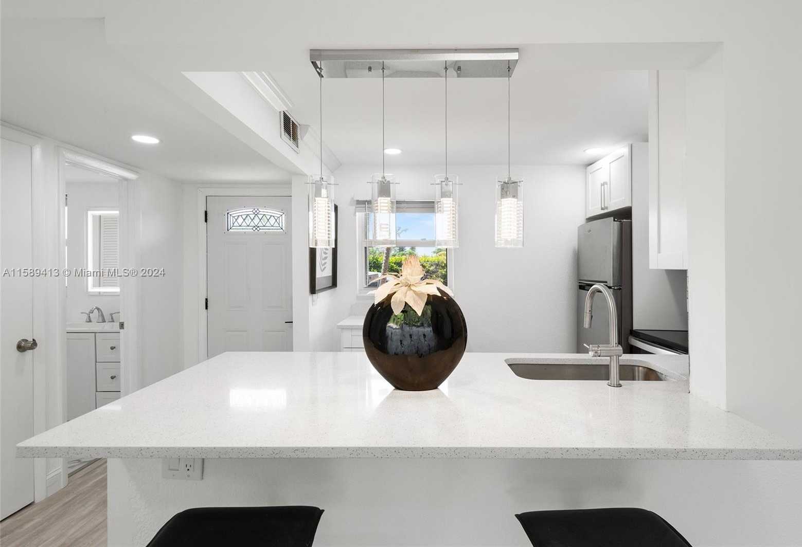 Small Image of 2300 NORTH EAST 1ST LN #106, Boynton Beach Number 5