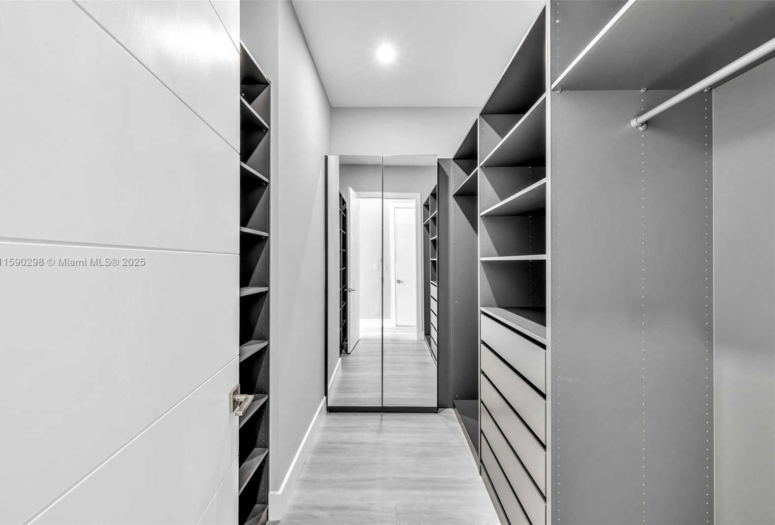 Small Image of 808 SOUTH WEST 9TH ST #808-B, Fort Lauderdale Number 25