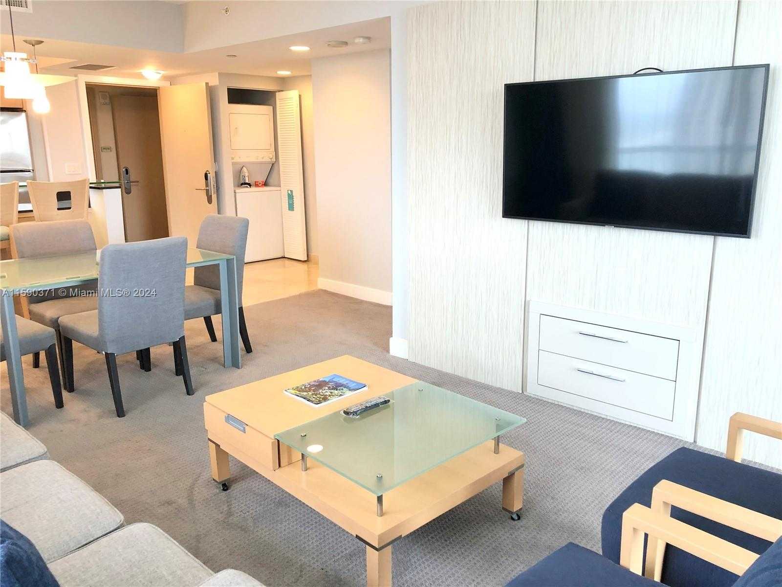 Small Image of 18683 COLLINS AVE #1907, Sunny Isles Beach Number 4