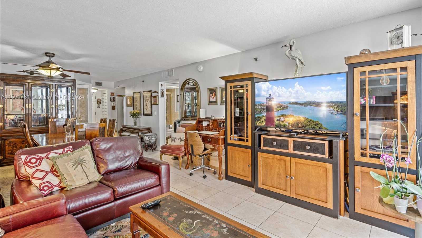 Small Image of 2401 COLLINS AVE #404, Miami Beach Number 23