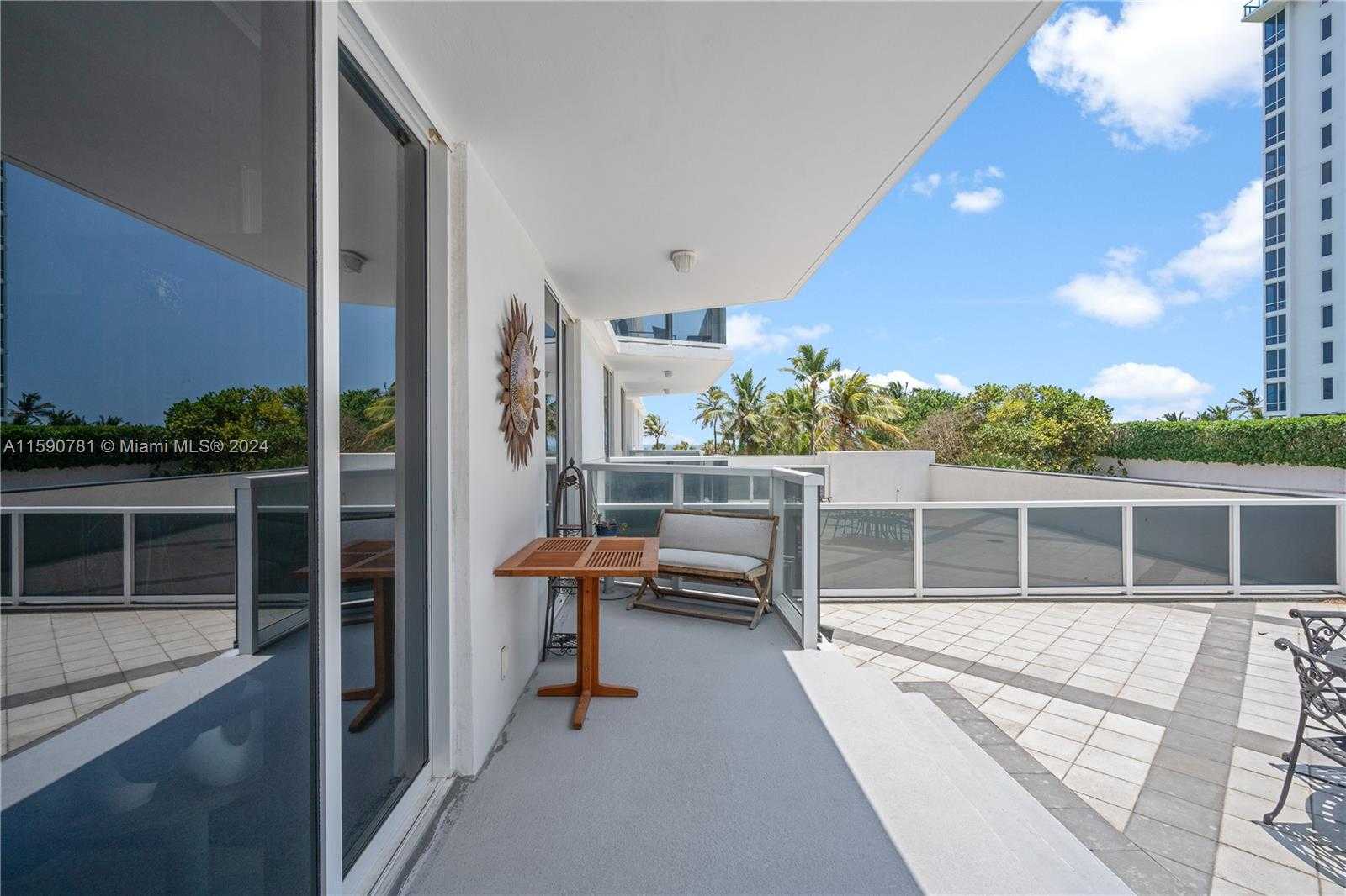 Small Image of 2401 COLLINS AVE #404, Miami Beach Number 34