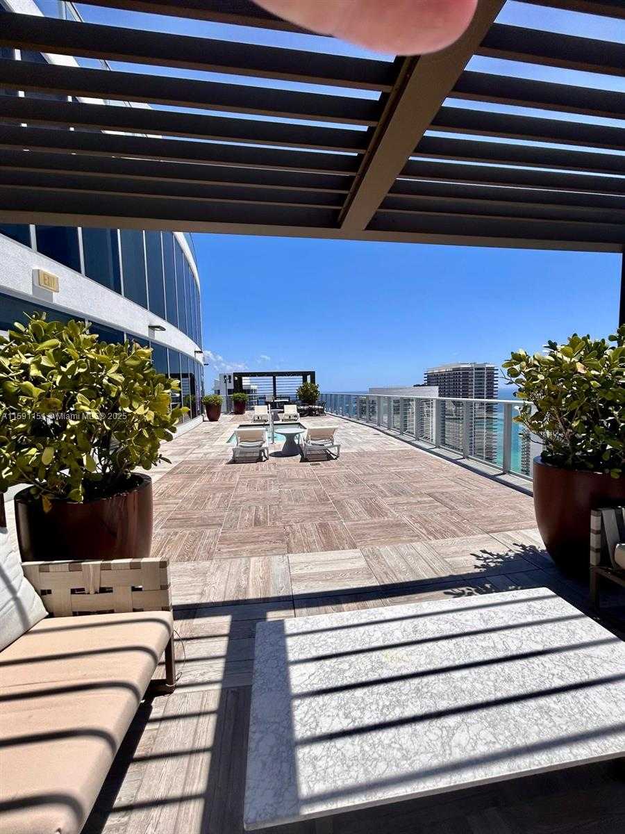 Small Image of 4010 SOUTH OCEAN DR #R2407, Hollywood Number 10