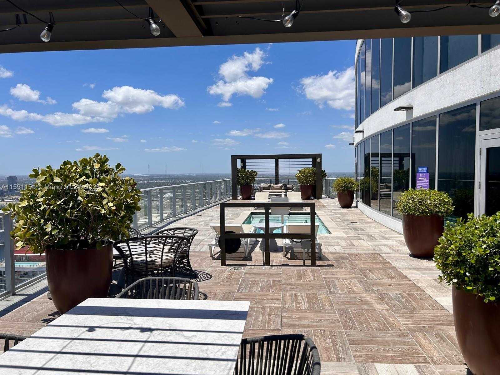 Small Image of 4010 SOUTH OCEAN DR #R2407, Hollywood Number 11