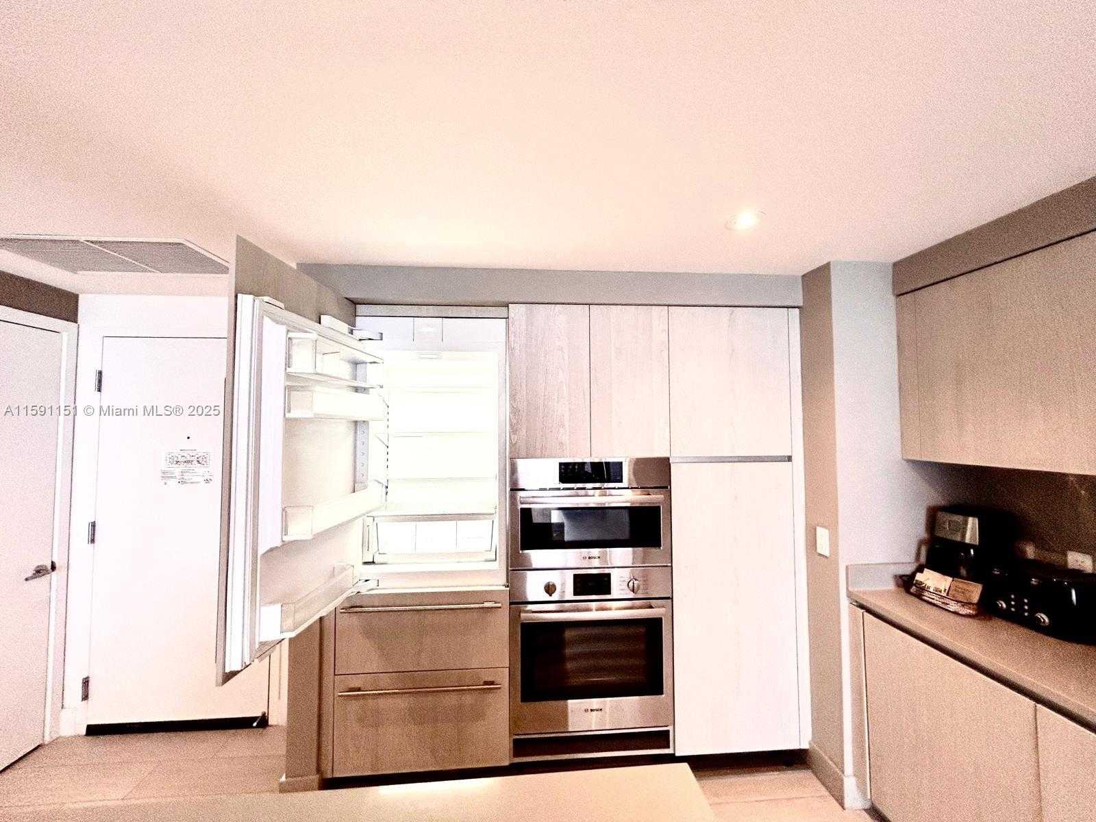 Small Image of 4010 SOUTH OCEAN DR #R2407, Hollywood Number 21