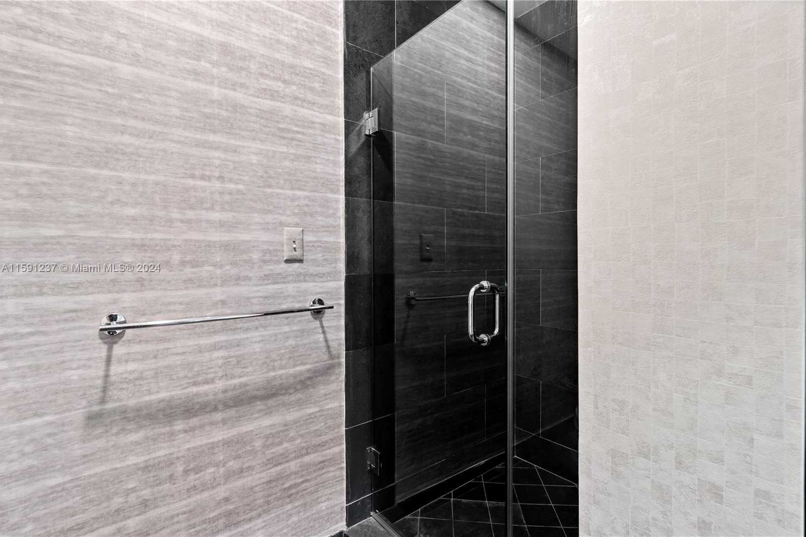 Small Image of 900 BISCAYNE BLVD #3003, Miami Number 21