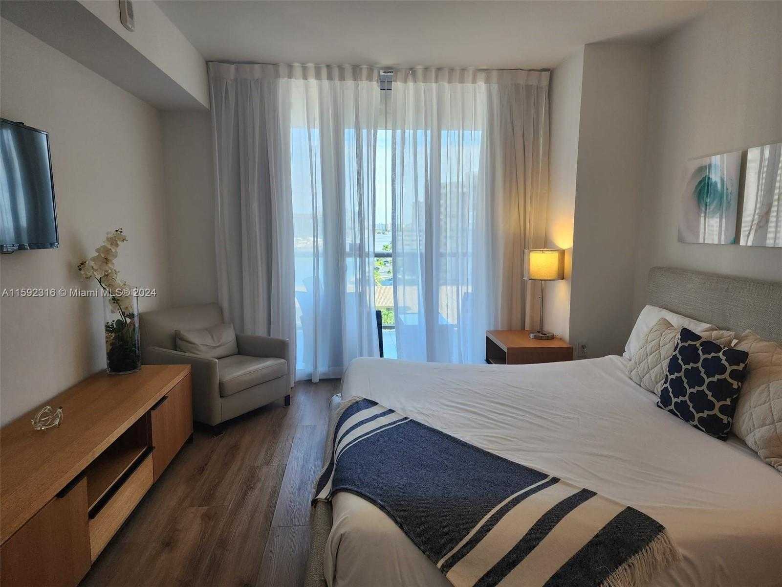 Small Image of 2602 EAST HALLANDALE BEACH BLVD #R805, Hallandale Beach Number 16
