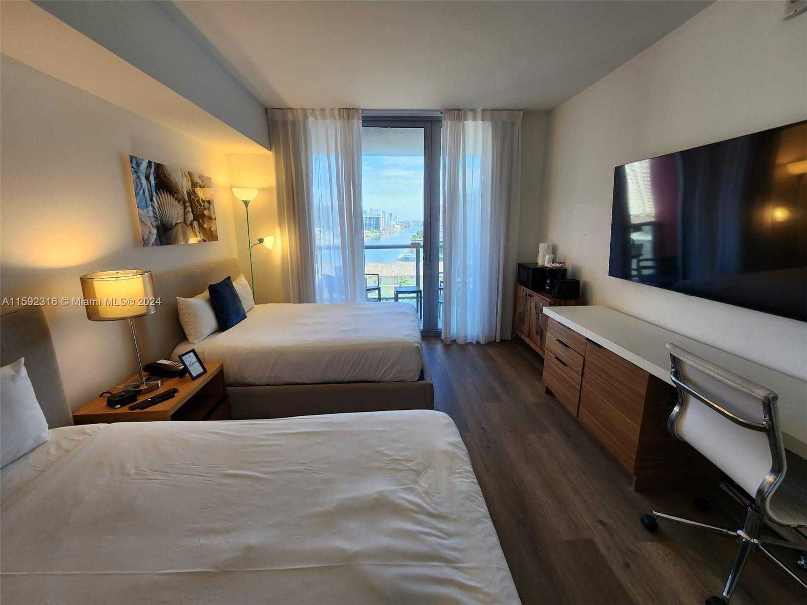Small Image of 2602 EAST HALLANDALE BEACH BLVD #R805, Hallandale Beach Number 21