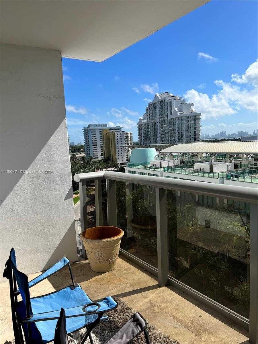Small Image of 6039 COLLINS AVE #1034, Miami Beach Number 11