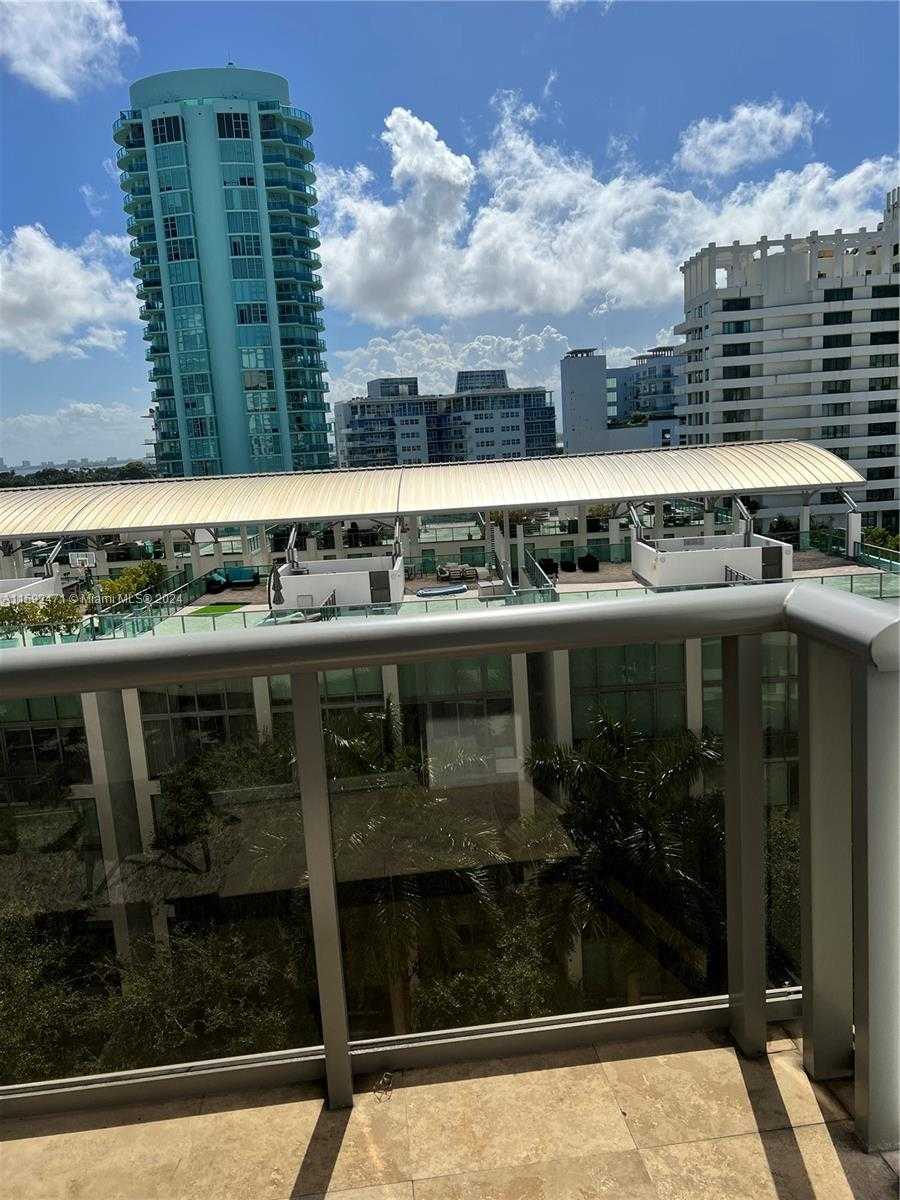 Small Image of 6039 COLLINS AVE #1034, Miami Beach Number 12