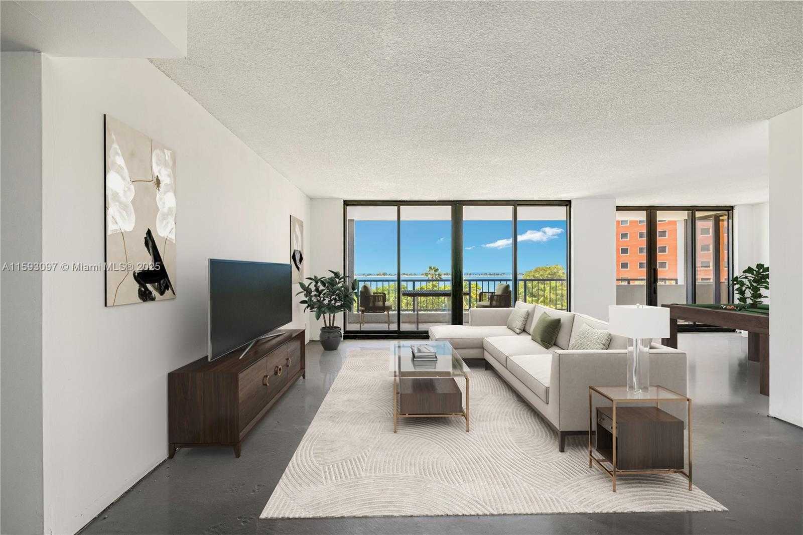 Small Image of 1581 BRICKELL AVE #101/102, Miami Number 40