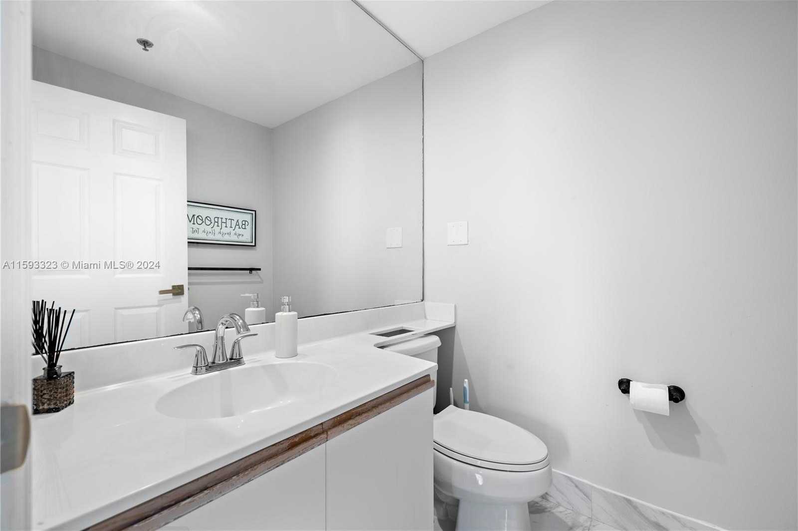 Small Image of 3105 NORTH EAST 184TH ST #7305, Aventura Number 15